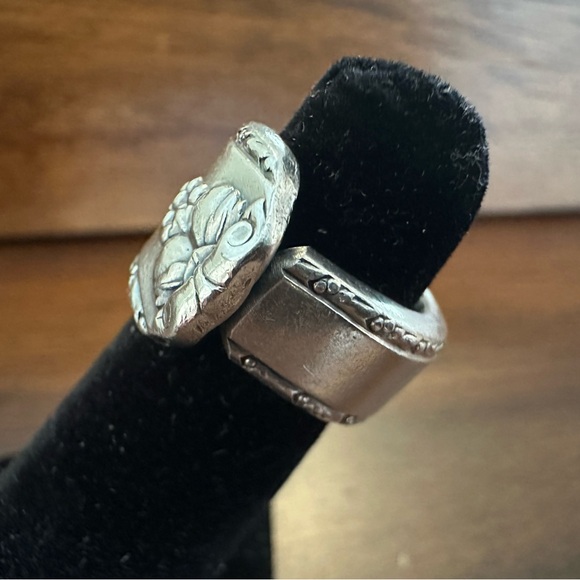 Pinky Spoon Ring - Picture 3 of 14